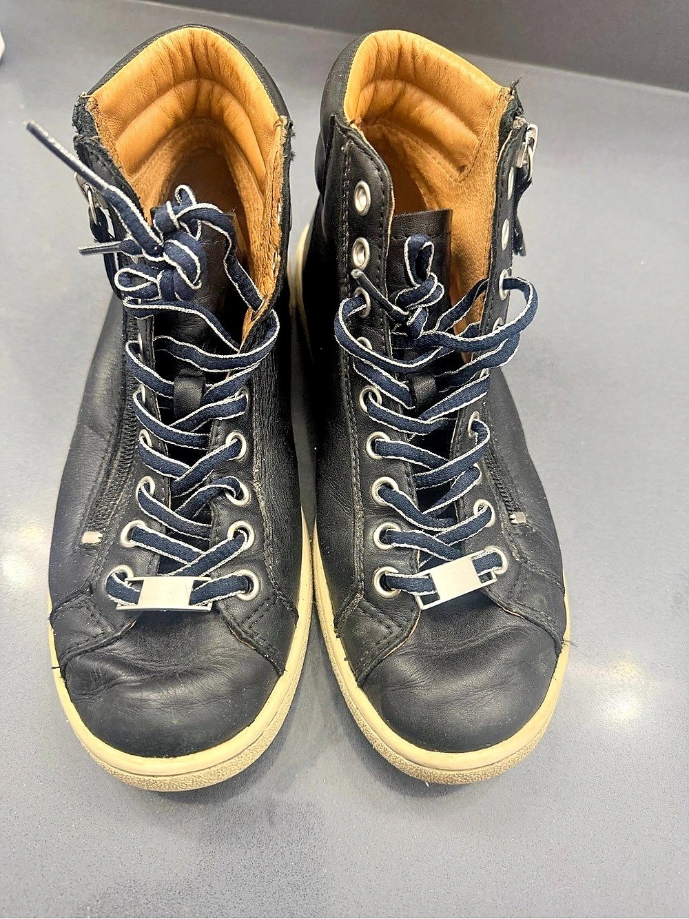 UGG Olli High-Top Sneaker Black